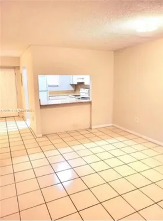 $2,100 | 5765 West 25th Court, Unit 211, Hialeah, FL 33016