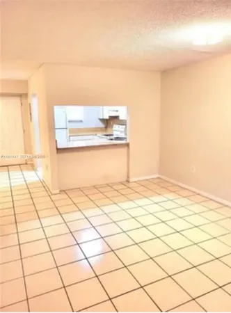 $2,100 | 5765 West 25th Court, Unit 211, Hialeah, FL 33016