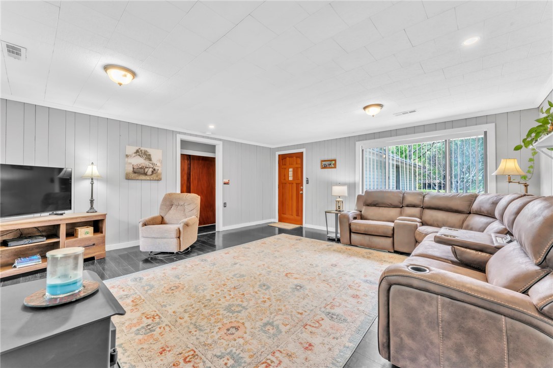 466 Whetstone Road Mountain Rest, SC 29664 - Photo 3 of 31 This inviting living room features ample natural light and spacious layout.