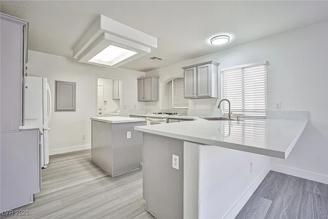 $2,100 | 7425 Treasure Chest Street, Las Vegas, NV 89139