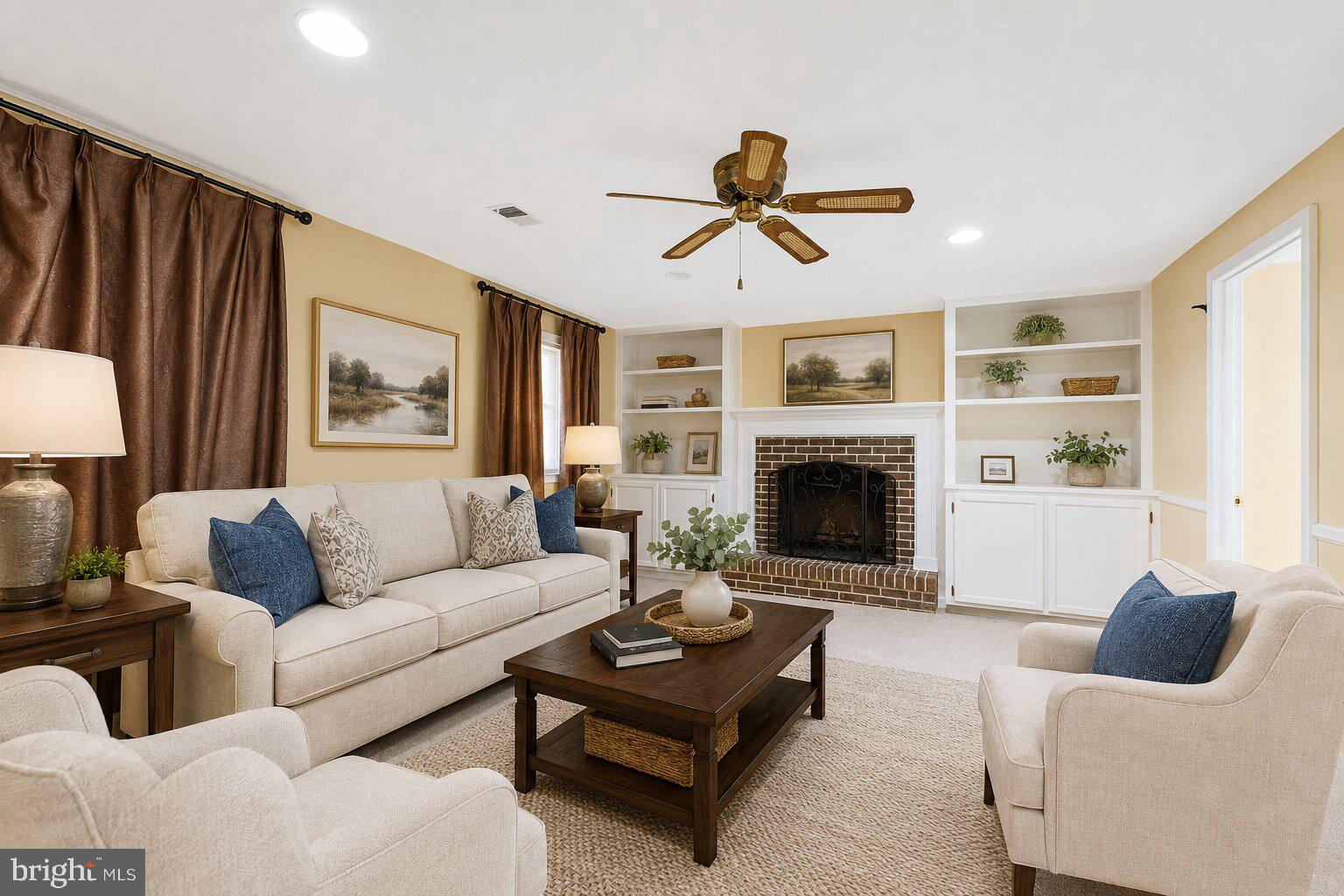 17313 Dowden Way Poolesville, MD 20837 - Photo 4 of 9