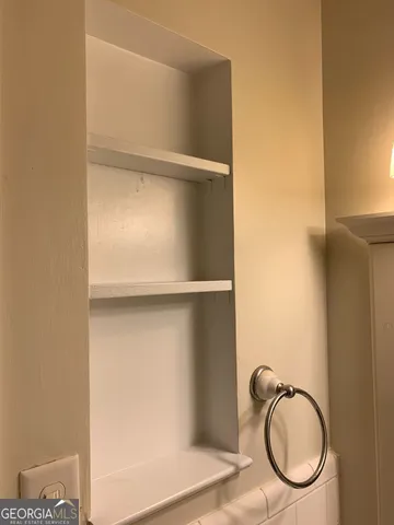 $1,800 | 1000 College Station Road, Athens, GA 30605