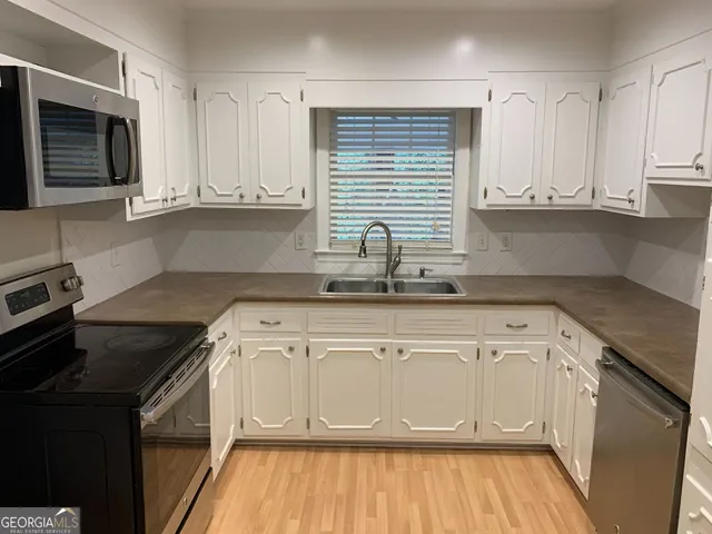 $1,800 | 1000 College Station Road, Athens, GA 30605