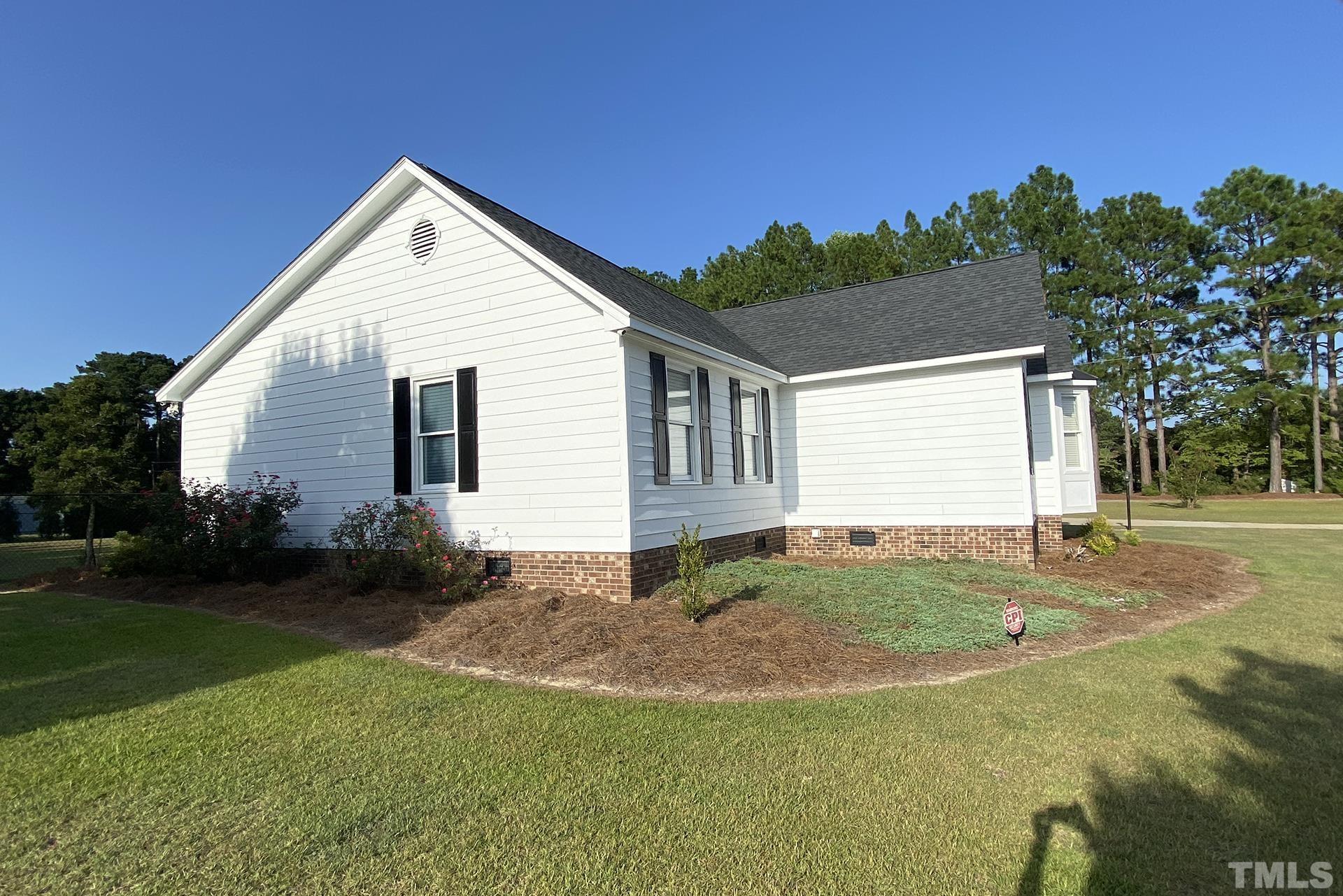 337 Sullivan Road Selma, NC 27576 - Photo 3 of 30 Gallery Image 3