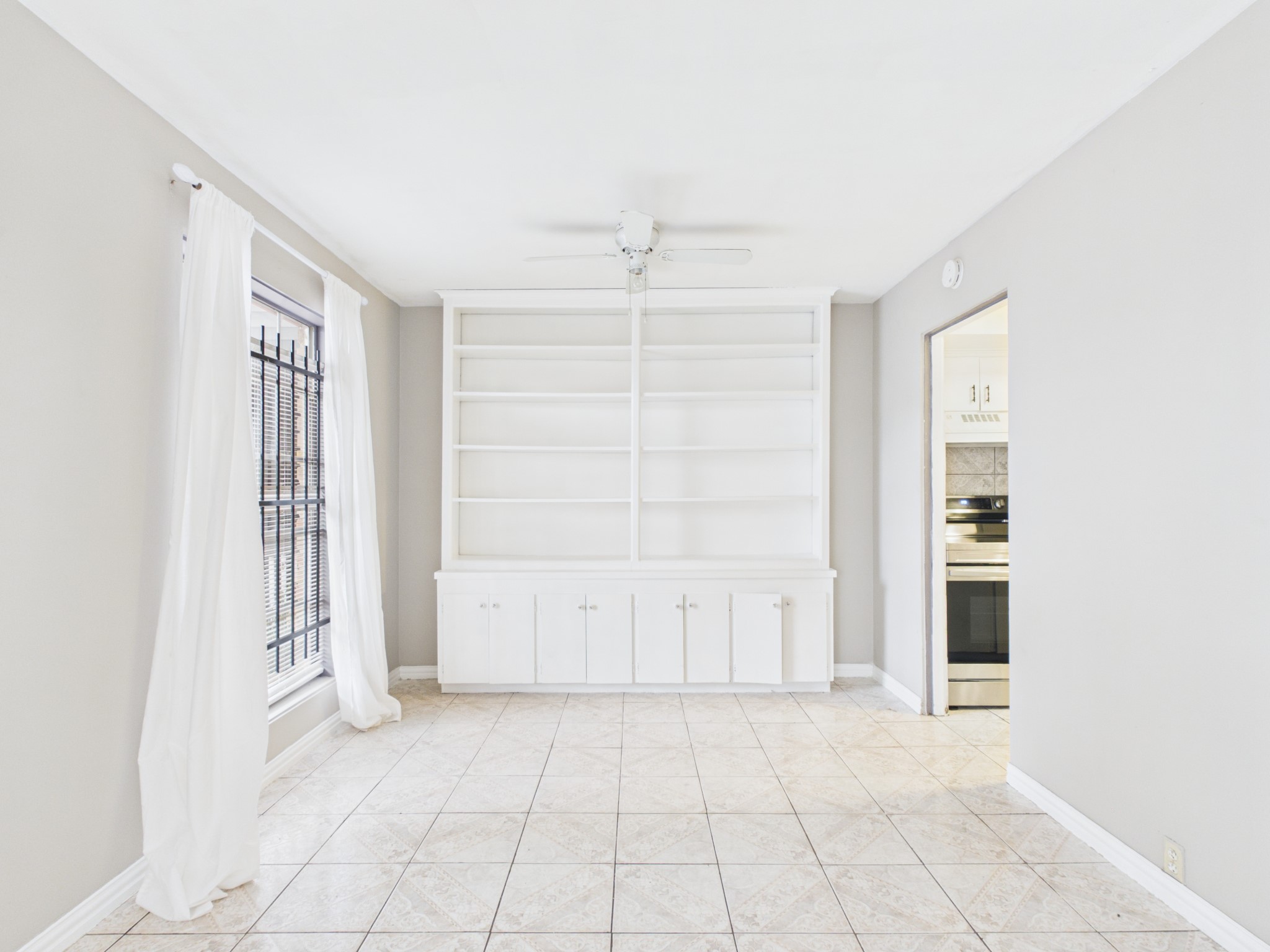 6500 Rampart Street, Unit 28 Houston, TX 77081 - Photo 8 of 19