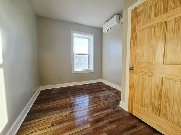 $1,500 | 27 East Main Street, Unit 204, Waterloo, NY 13165