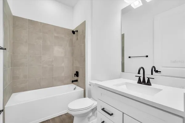 $5,800 | 5522 Lightning Whelk Lane, Lakewood Ranch, FL 34211