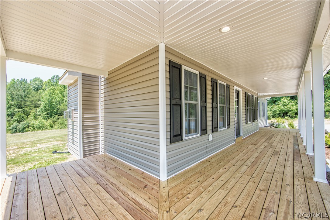 1005 Clayton Road Powhatan, VA 23139 - Photo 3 of 41 Gallery Image 3