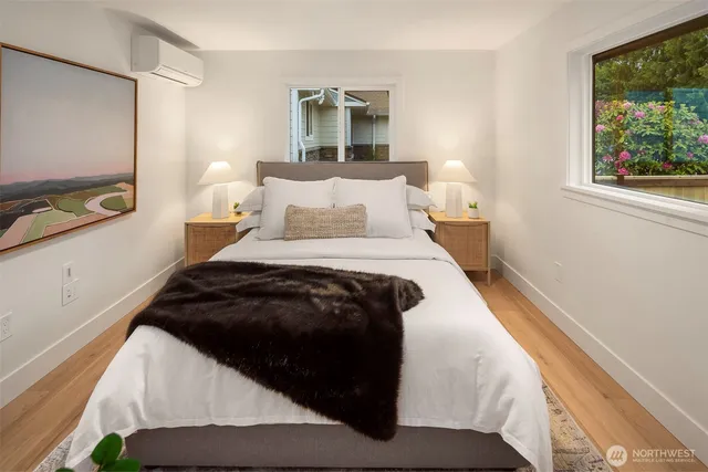 $1,095,000 | 10541 Ashworth Avenue North, Seattle, WA 98133