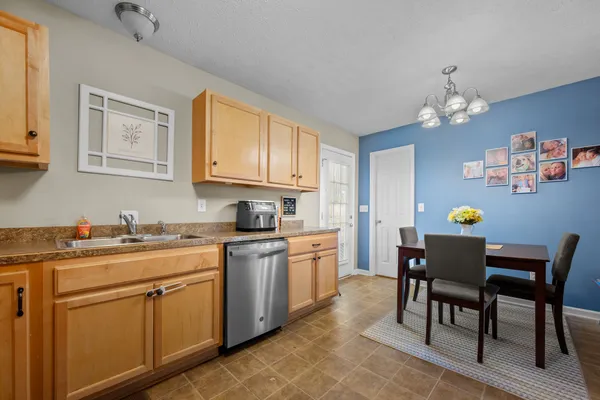 $309,900 | 502 North Evening Shade, White Bluff, TN 37187