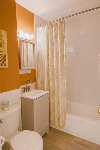 $3,095,000 | 820-824 Huntington Avenue, Boston, MA 02115