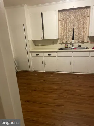 $1,750 | 315 North East Avenue, Vineland, NJ 08360