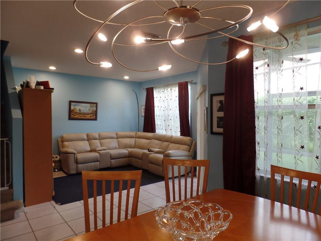 20951 Vía Jasmine, Unit 2 Boca Raton, FL 33428 - Photo 8 of 39 Photo 8