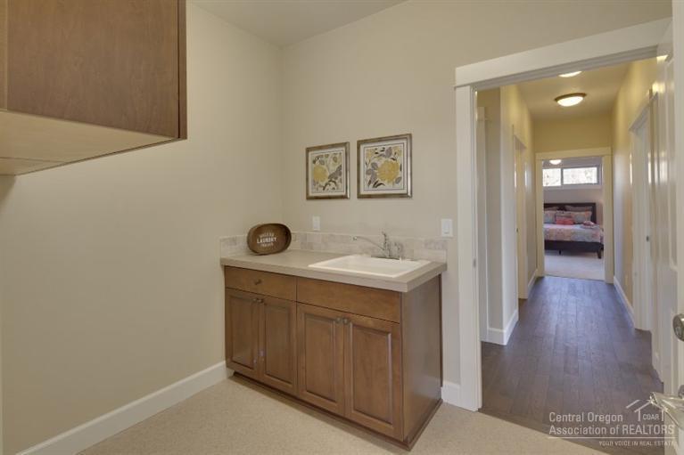 20780 Northeast Horizon Ridge Place Bend, OR 97701 - Photo 15 of 24 Additional Photo