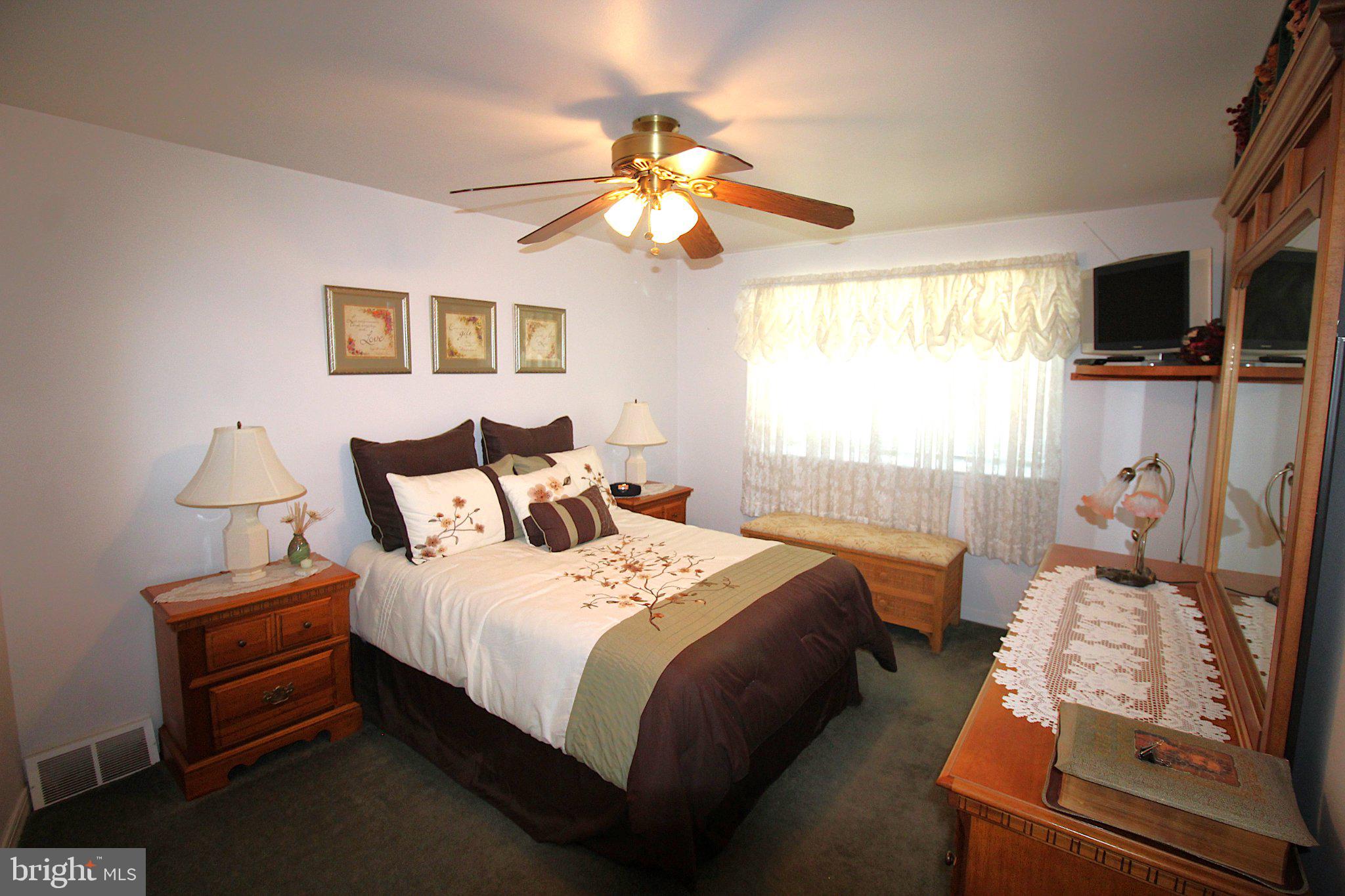 12506 Calpine Road Philadelphia, PA 19154 - Photo 20 of 29