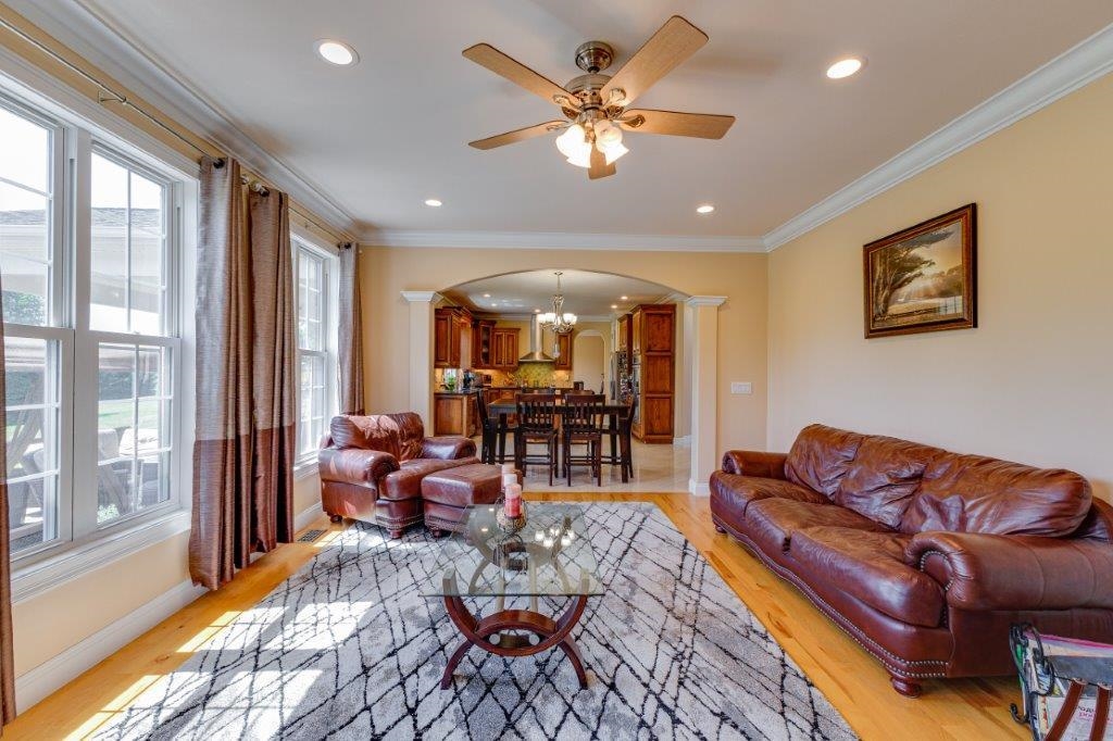 61 Bridgewater Road Bridgewater, VA 22812 - Photo 18 of 75