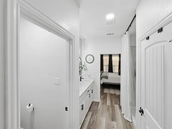 $4,500 | 208 Crest Lane, Decatur, TX 76234