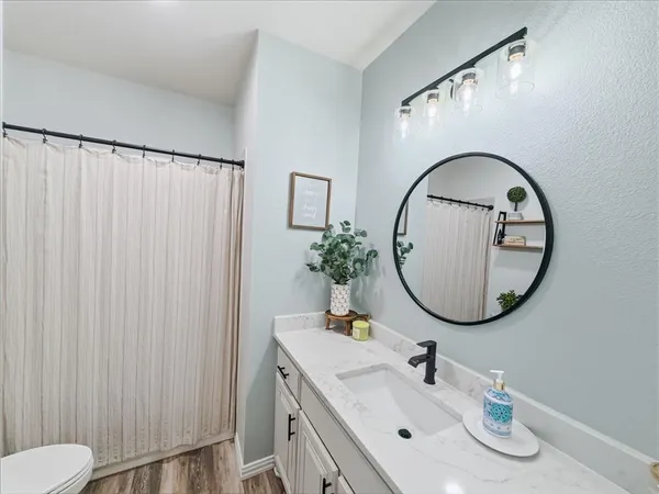 $4,500 | 208 Crest Lane, Decatur, TX 76234