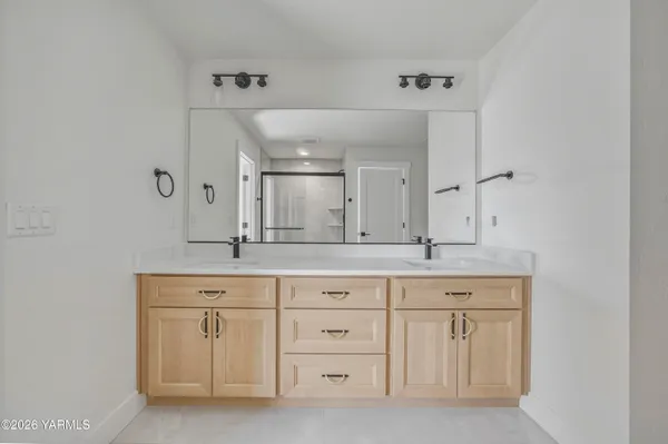 $499,000 | 308 Victoria Street, Sunnyside, WA 98944