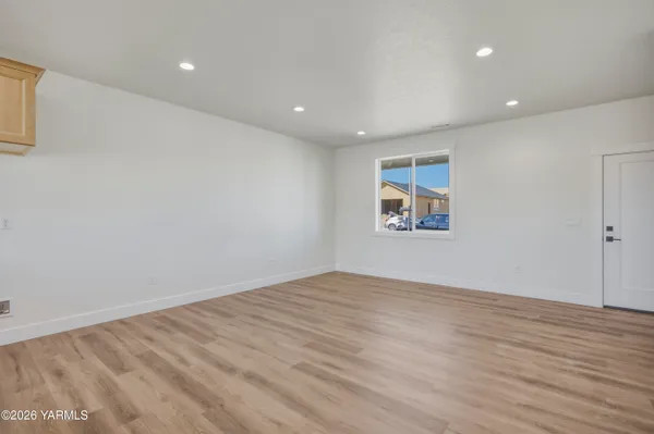 $499,000 | 308 Victoria Street, Sunnyside, WA 98944