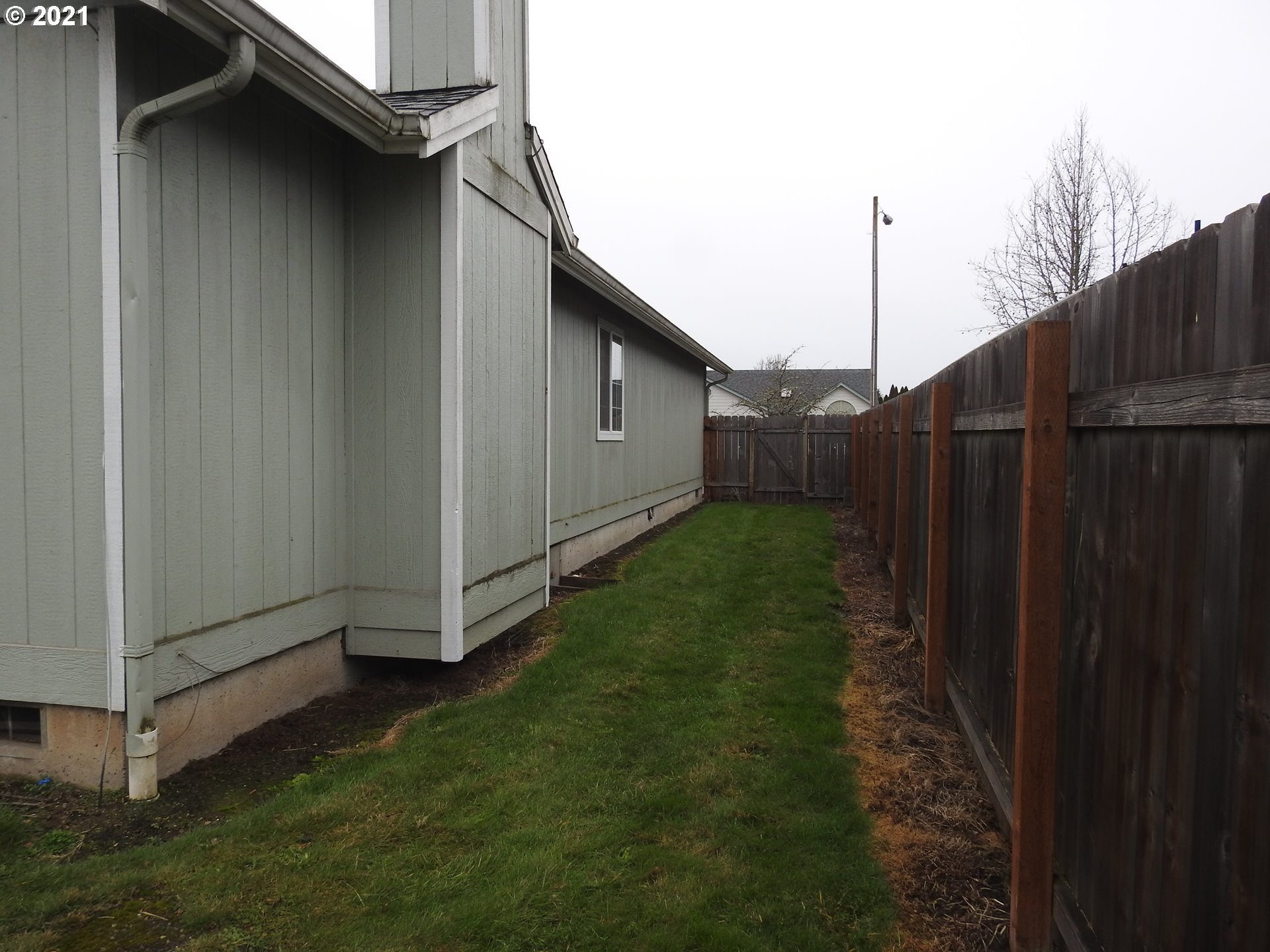 185 65th Place Springfield, OR 97478 - Photo 25 of 30
