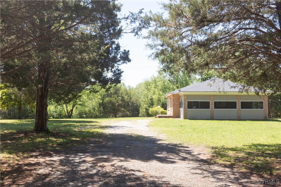 2729 Cumberland Road Farmville, VA 23901 - Photo 6 of 45 a view of a house with a yard