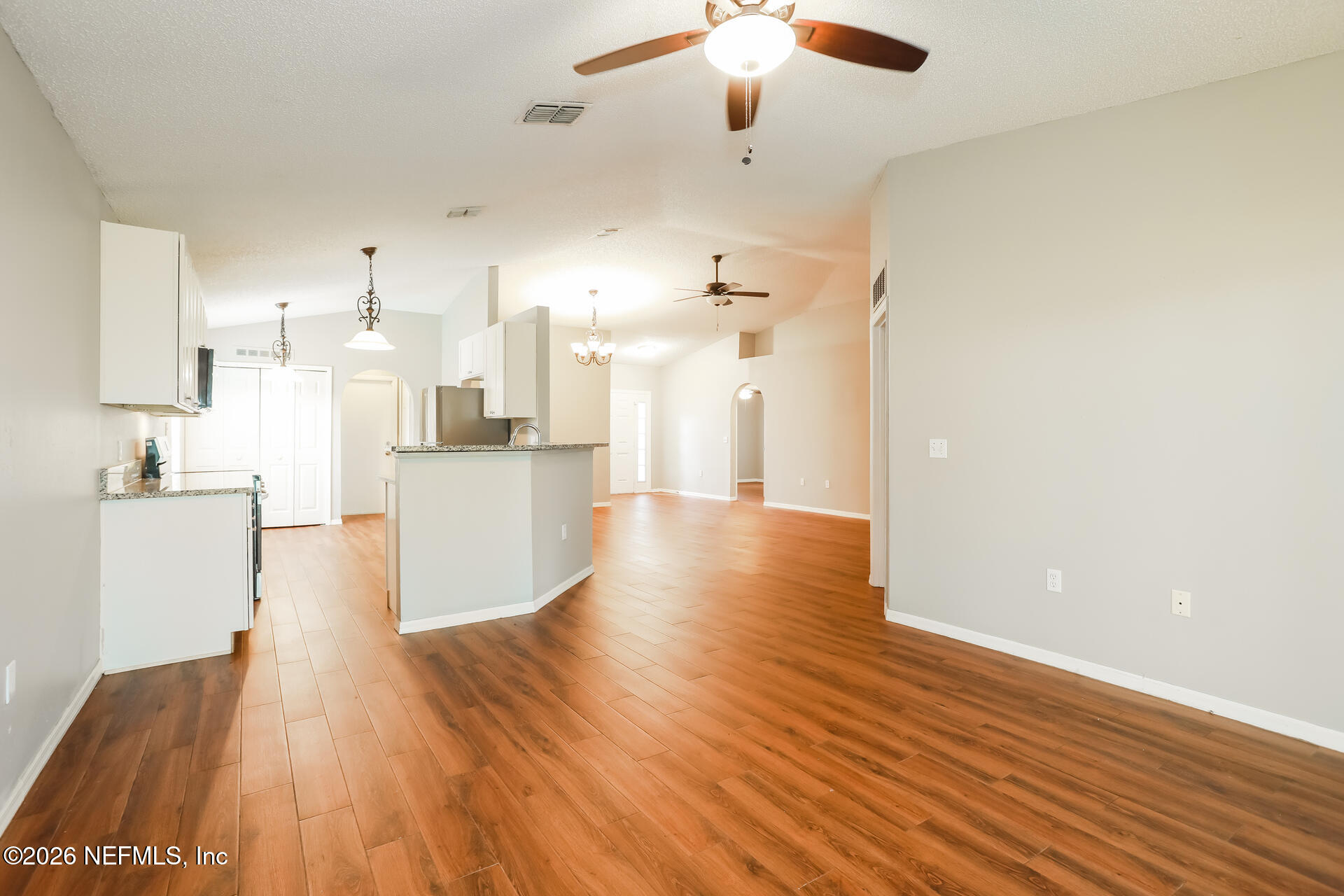 6992 Deer Island Road Jacksonville, FL 32244 - Photo 10 of 21 010-photo-family-room-15428231