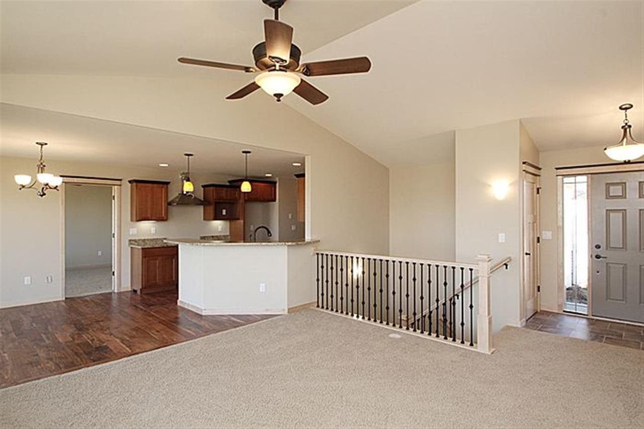 1008 Wood Lily Road Solon, IA 52333 - Photo 13 of 25 Gallery Image 13
