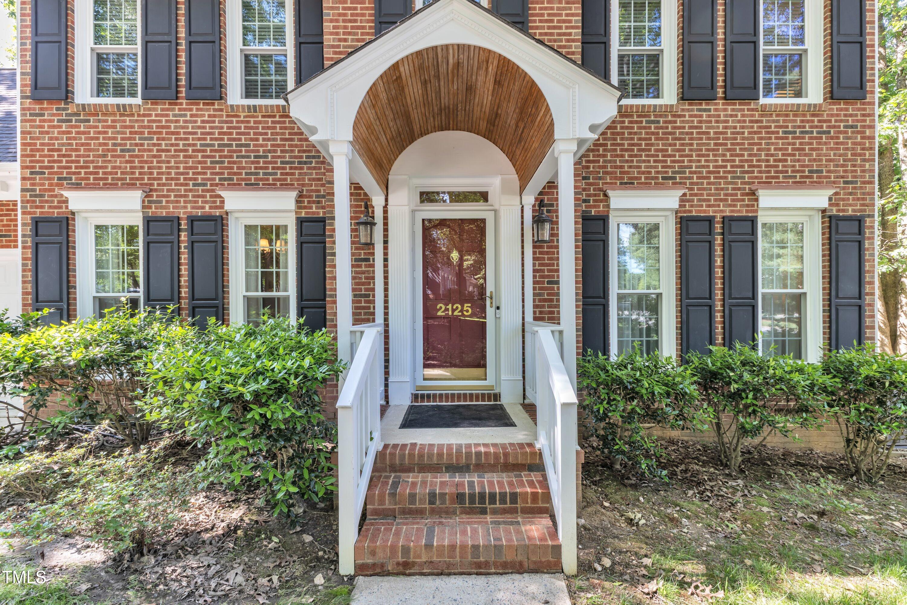 2125 Oakcrest Court Raleigh, NC 27612 - Photo 4 of 74 09-2125 Oakcrest-66