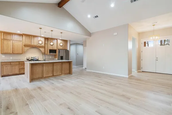 $358,900 | 315 Cr 33940 Powderly Tx 75473, Powderly, TX 75473