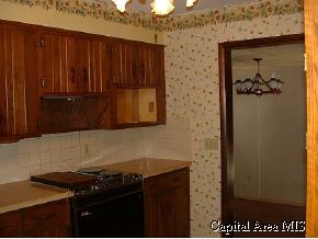 1804 South St Court Springfield, IL 62703 - Photo 7 of 9