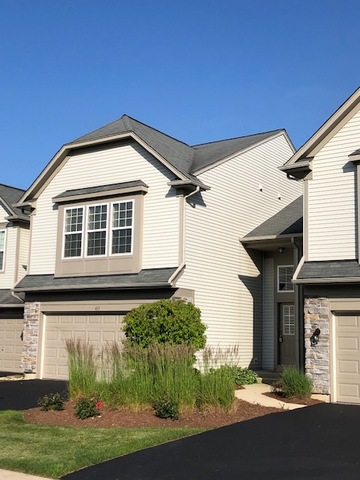 413 Metropolitan Street, Unit 413 Aurora, IL 60502 - Photo 3 of 14