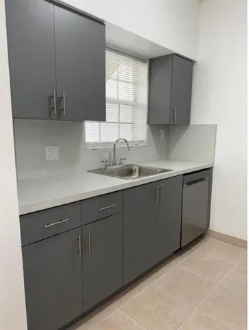 $1,675 | 660 Cypress Club Way, Unit F, Pompano Beach, FL 33064