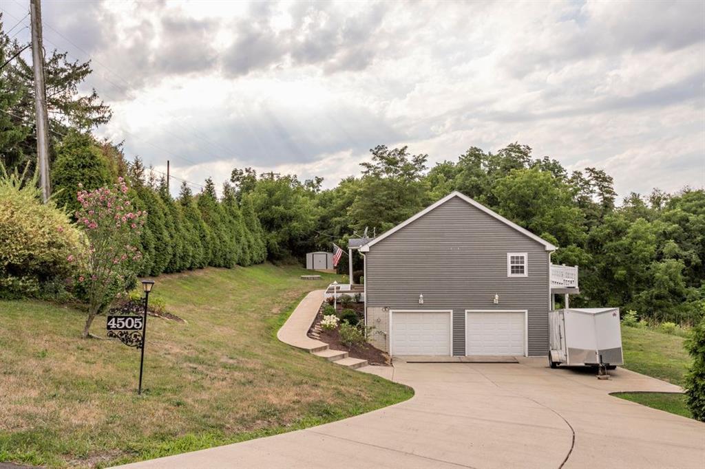 4505 Battle Ridge Road McDonald, PA 15057 - Photo 3 of 24