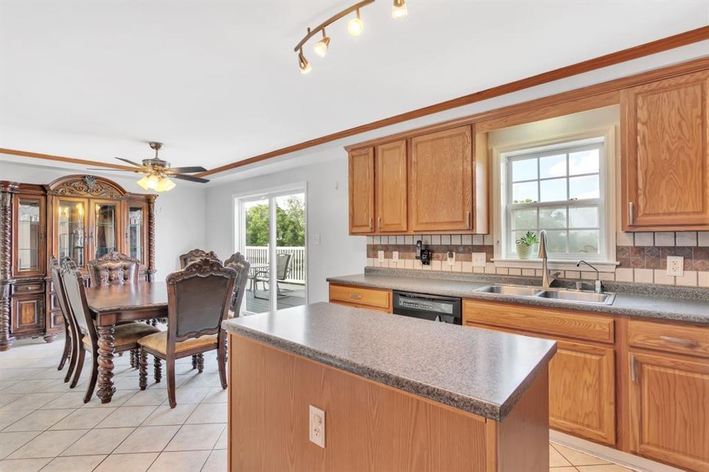 4505 Battle Ridge Road McDonald, PA 15057 - Photo 5 of 24