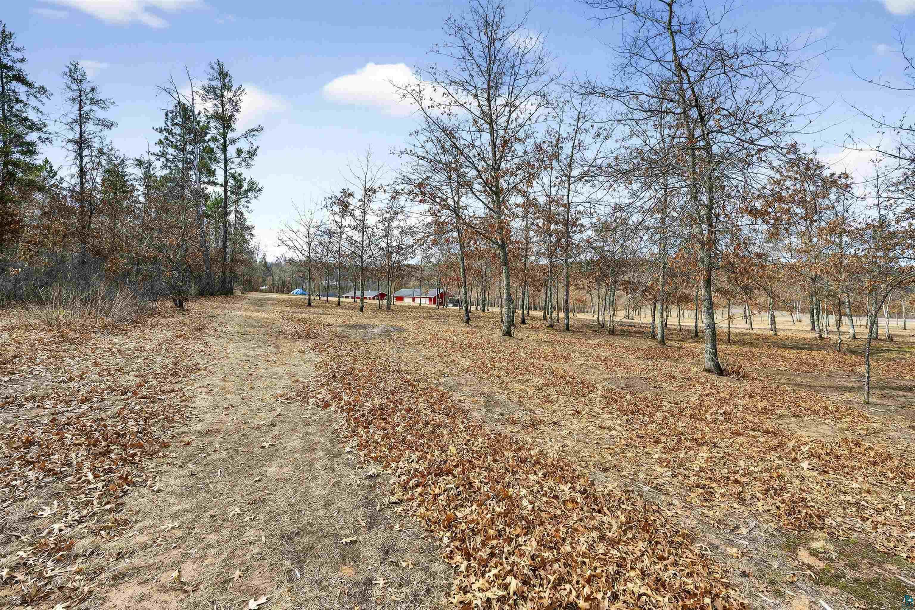 11702 East Mail Road Gordon, WI 54838 - Photo 25 of 49 Driveway
