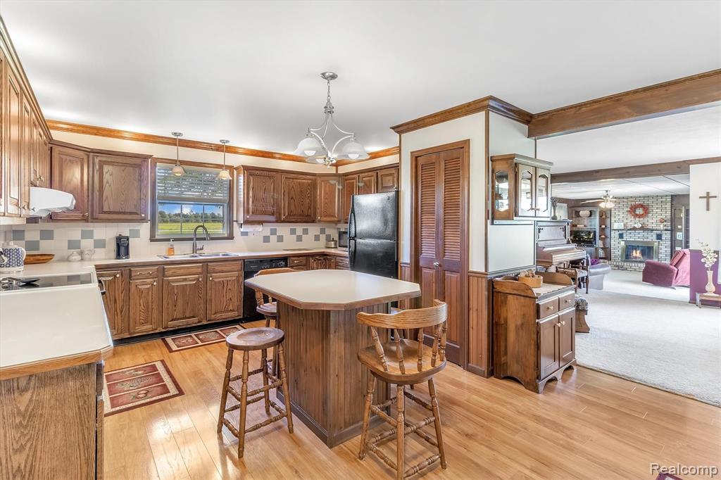13504 Maple Road Birch Run, MI 48415 - Photo 8 of 34