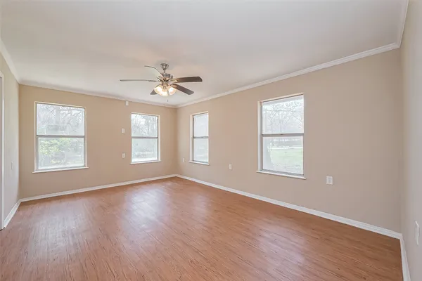 $260,000 | 14 Veronica Lane, Huntsville, TX 77340