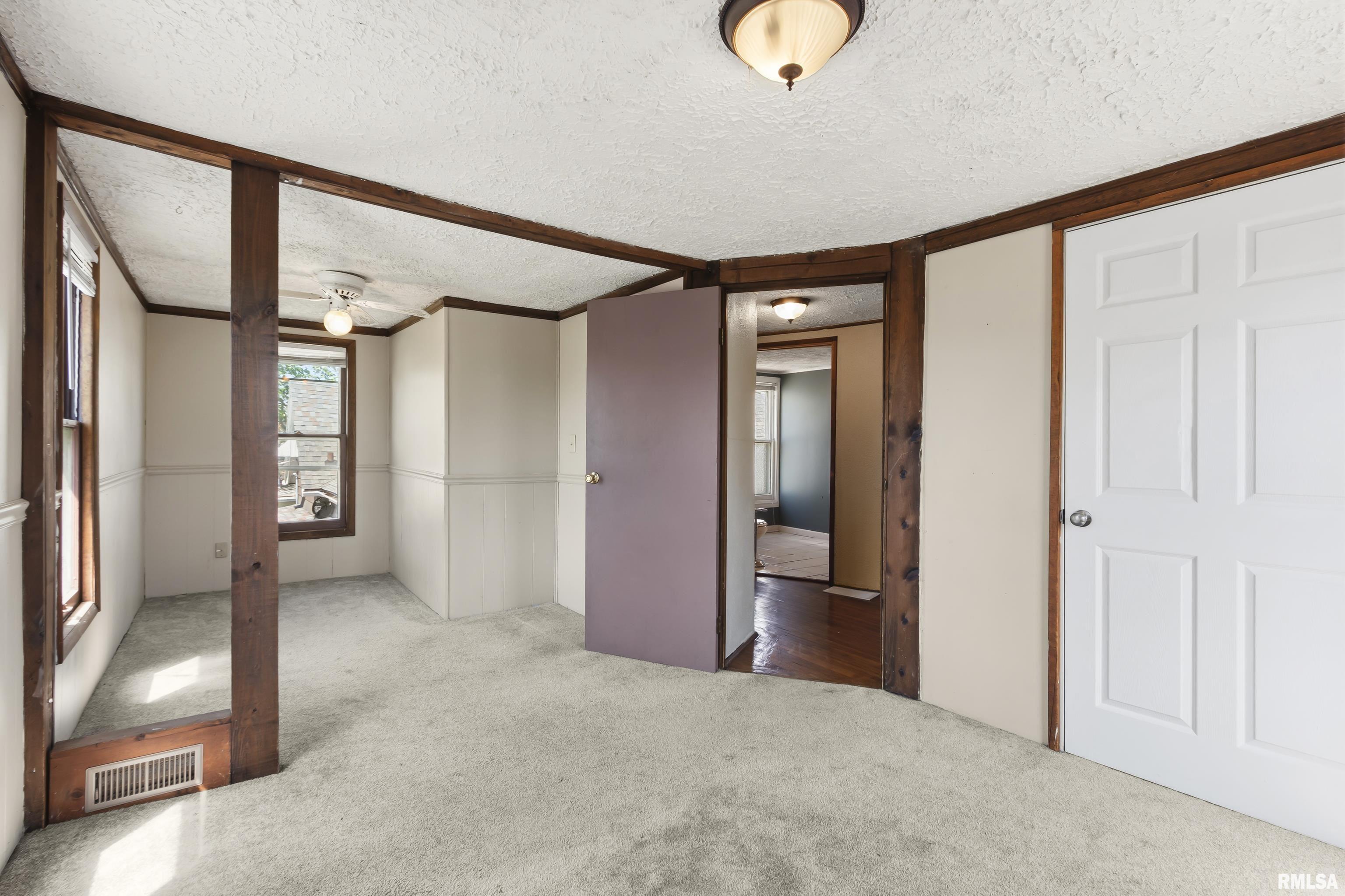 2624 North Prospect Road Peoria, IL 61603 - Photo 21 of 36 Gallery Image 21