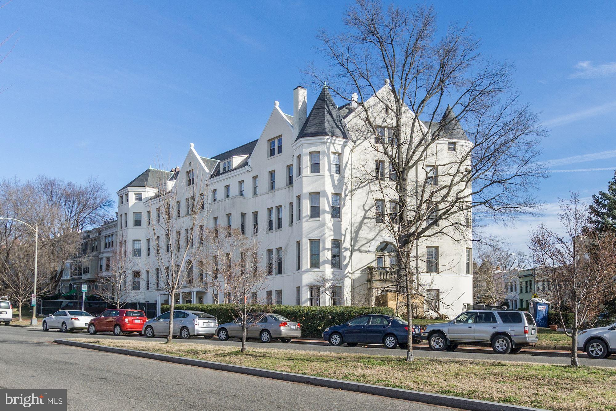 101 North Carolina Avenue Southeast, Unit 110 Washington, DC 20003 - Photo 3 of 35