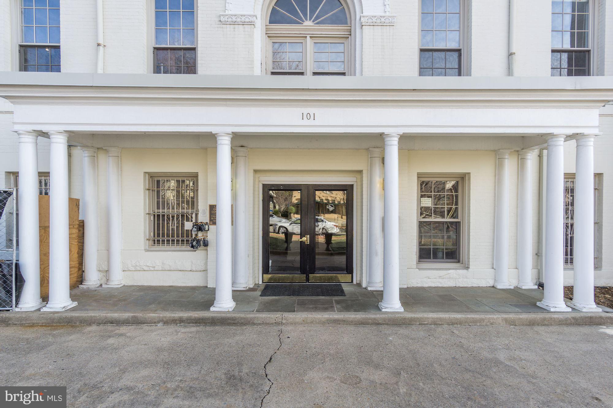 101 North Carolina Avenue Southeast, Unit 110 Washington, DC 20003 - Photo 5 of 35