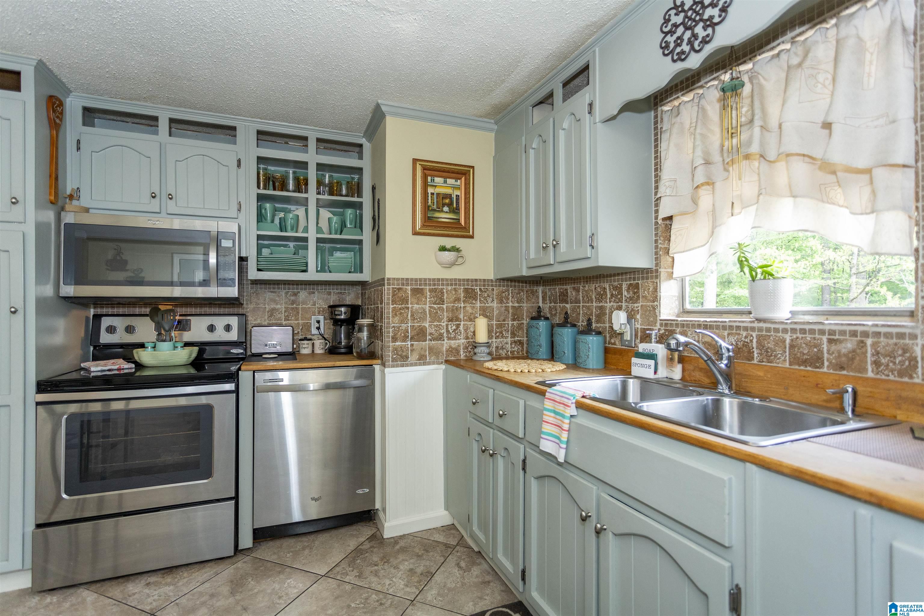 1013 Bivens Chapel Road Birmingham, AL 35214 - Photo 9 of 21