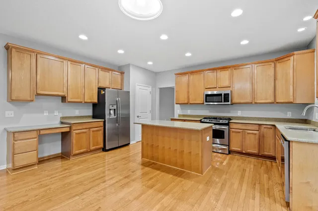 $3,500 | 2117 Vermillion Curve, Woodbury, MN 55129