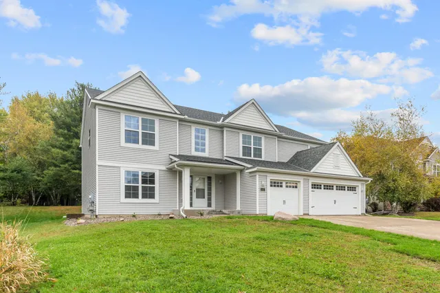 $3,500 | 2117 Vermillion Curve, Woodbury, MN 55129