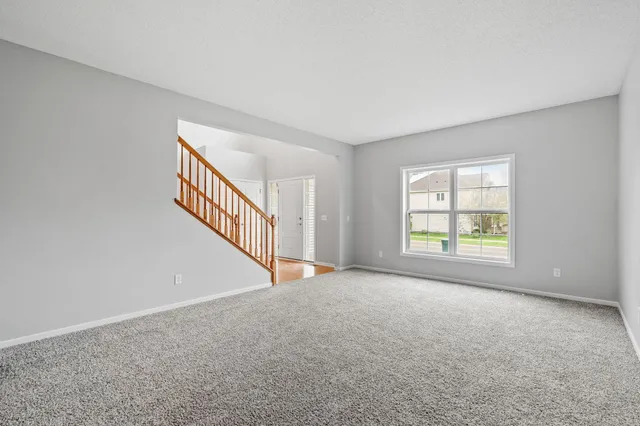 $3,500 | 2117 Vermillion Curve, Woodbury, MN 55129