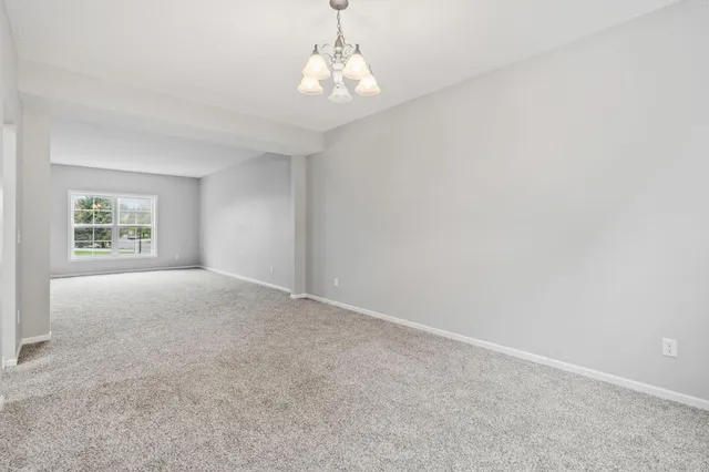 $3,500 | 2117 Vermillion Curve, Woodbury, MN 55129