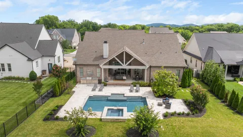 $1,750,000 | 3648 Ronstadt Road, Thompson's Station, TN 37179