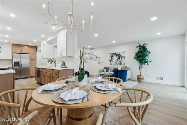 $599,000 | 18 Oak Knoll Drive, Matawan, NJ 07747