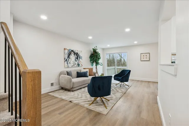 $599,000 | 18 Oak Knoll Drive, Matawan, NJ 07747