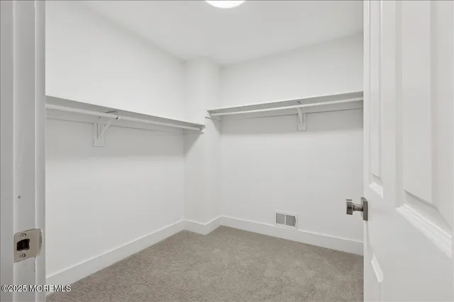 $599,000 | 18 Oak Knoll Drive, Matawan, NJ 07747